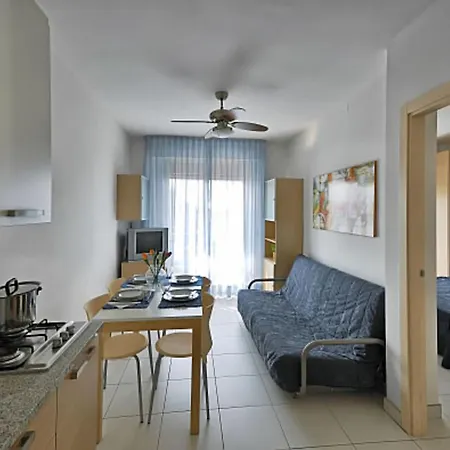 شقة Lovely Flat With Balcony In A In
